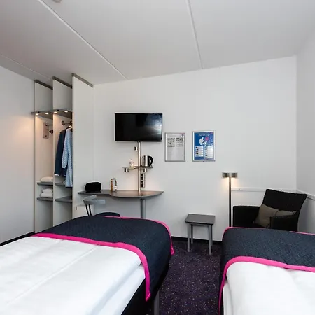 מלון Cabinn Aalborg