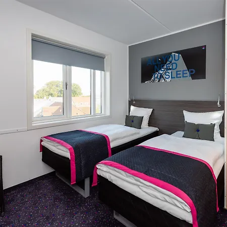 Hotel Cabinn Aalborg 2*