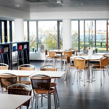 Cabinn Aalborg Hotel 2*