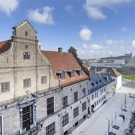 캡인 알보그 올보르