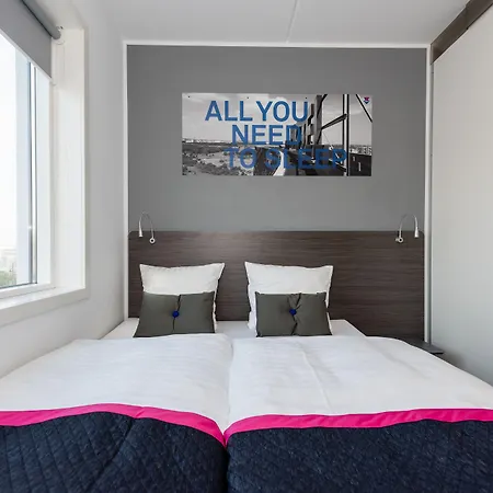 Cabinn Aalborg מלון 2*