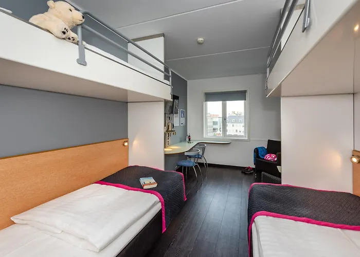 Cabinn Aalborg Hotel 2*