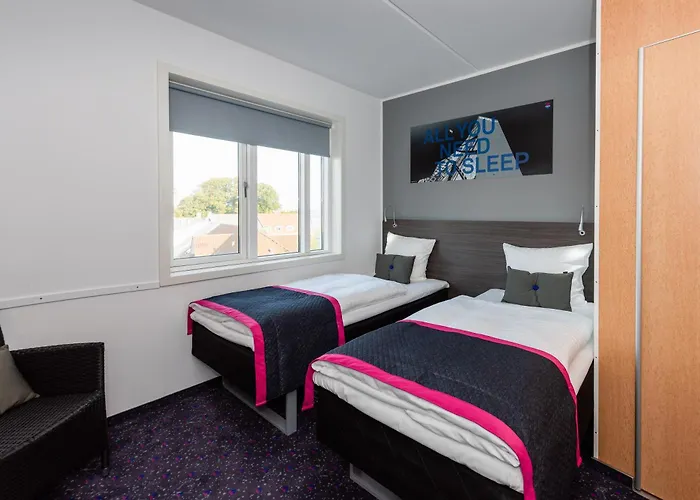 Hotel Cabinn Aalborg 2*